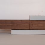 Sideboard aus BEton mit Holz Aufbewahrung