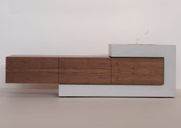 Sideboard aus BEton mit Holz Aufbewahrung