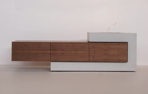 Sideboard aus BEton mit Holz Aufbewahrung