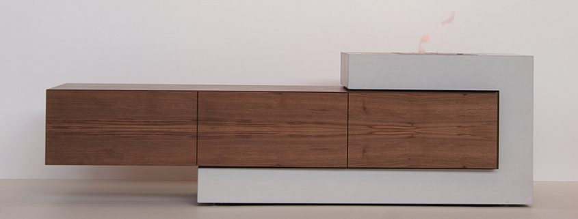 Sideboard aus BEton mit Holz Aufbewahrung