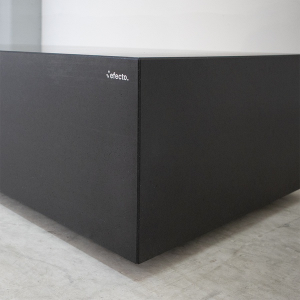 Beton-Couchtisch Kuno - Schwarz gebürstet