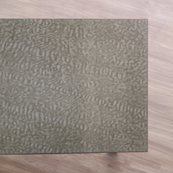 Betontisch Nico - Silbergrau natur + pulverbeschichtet RAL7021